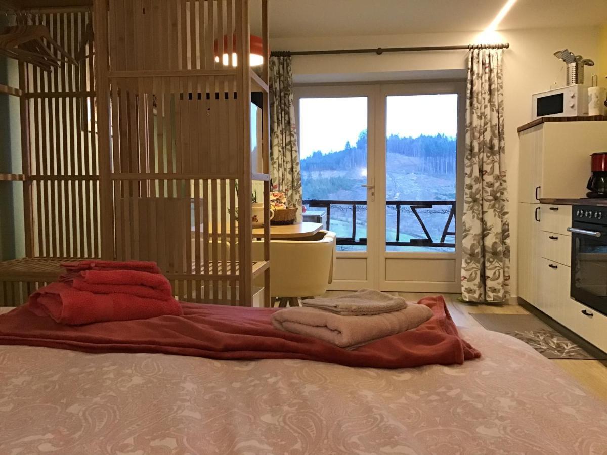 La Mazille , Cossy Vakantiestudio Met Zwembad In Zuid-Bourgogne Anglure-sous-Dun Kültér fotó